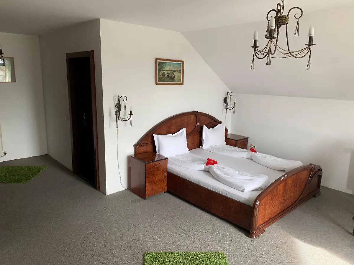 Pension La Noblesse Bukarest 3*,  Rumänien